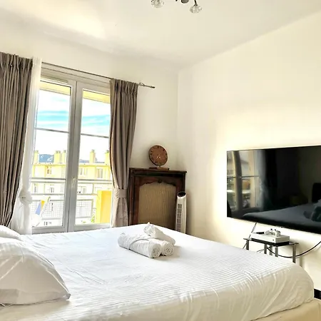 T4 Spacieux Au Coeur De St-raphael - 10 Min Apartment Saint-Raphaël
