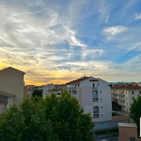 아파트 T4 Spacieux Au Coeur De St-raphael - 10 Min Saint-Raphaël